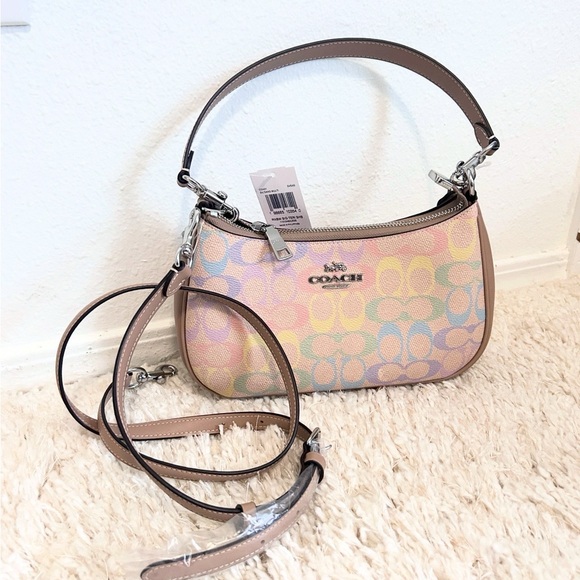 NWT🌈Coach Teri Shoulder Bag In Rainbow Signature Canvas Two Way Straps CDA91 - Picture 6 of 9